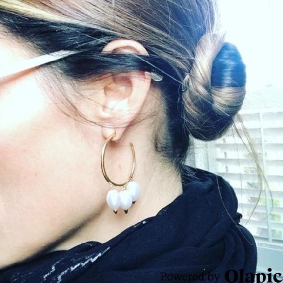 Stella & Dot x Rebecca Minkof Natriella Pearl Drop+Gold Hoop Earrings - Picture 8 of 10